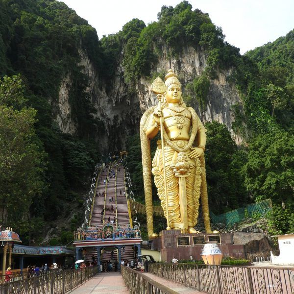 Estatua dios Murugan