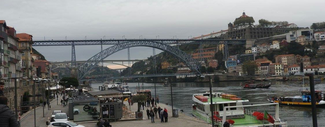 Oporto-Portugal- Duero - Villa Nova de Gaia 