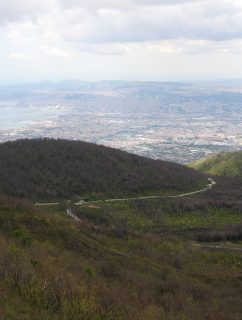 Vista de Bahía de Nápoles desde el Vesubio